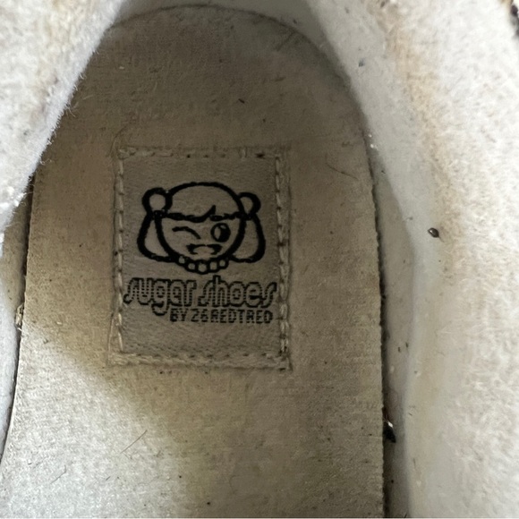 Vintage Suede Sugar Shoes by 26 Red Tread - Picture 13 of 14